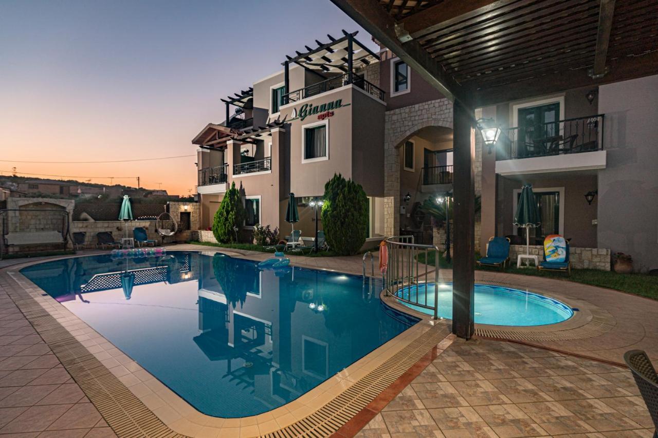 Gianna Apartments Almyrida  Bagian luar foto