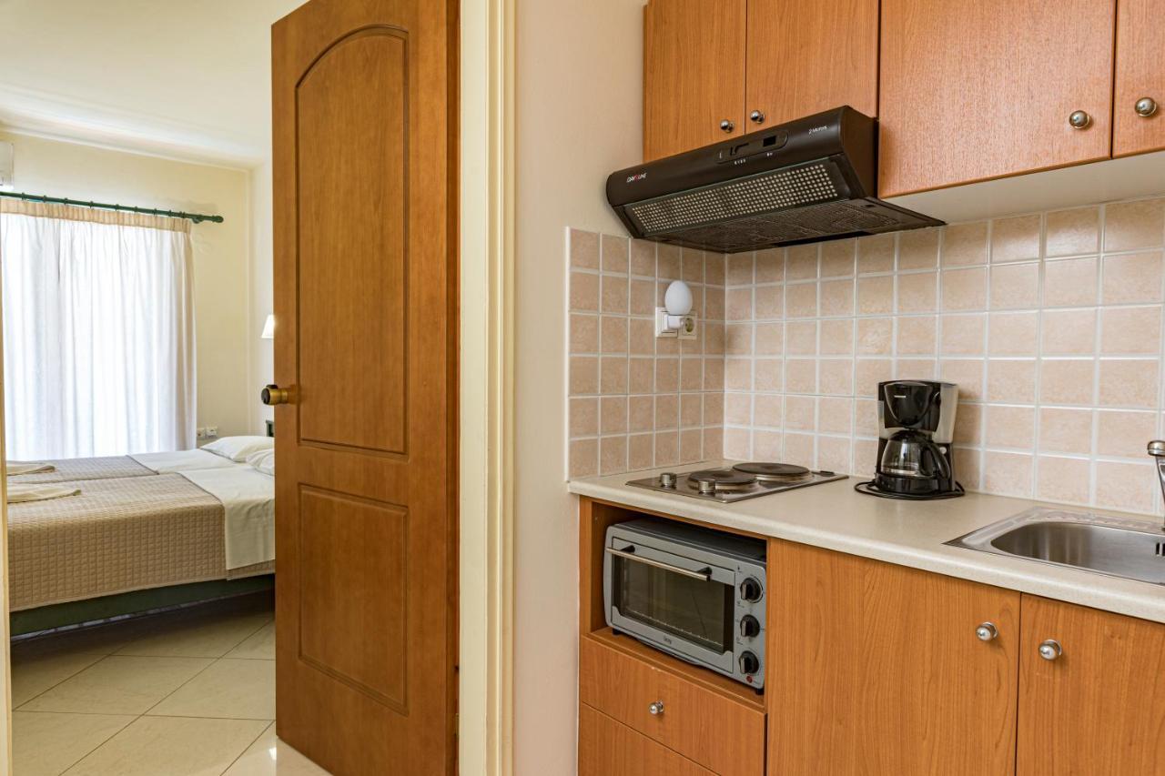 Gianna Apartments Almyrida  Bagian luar foto