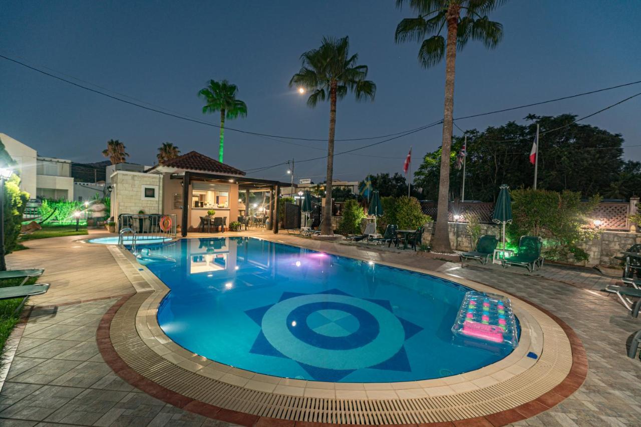 Gianna Apartments Almyrida  Bagian luar foto
