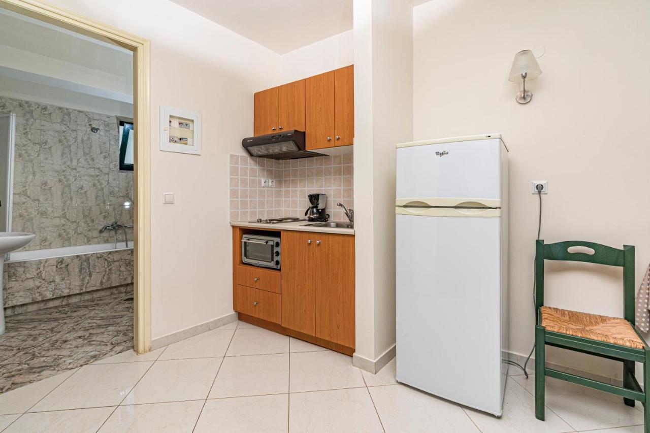Gianna Apartments Almyrida  Bagian luar foto