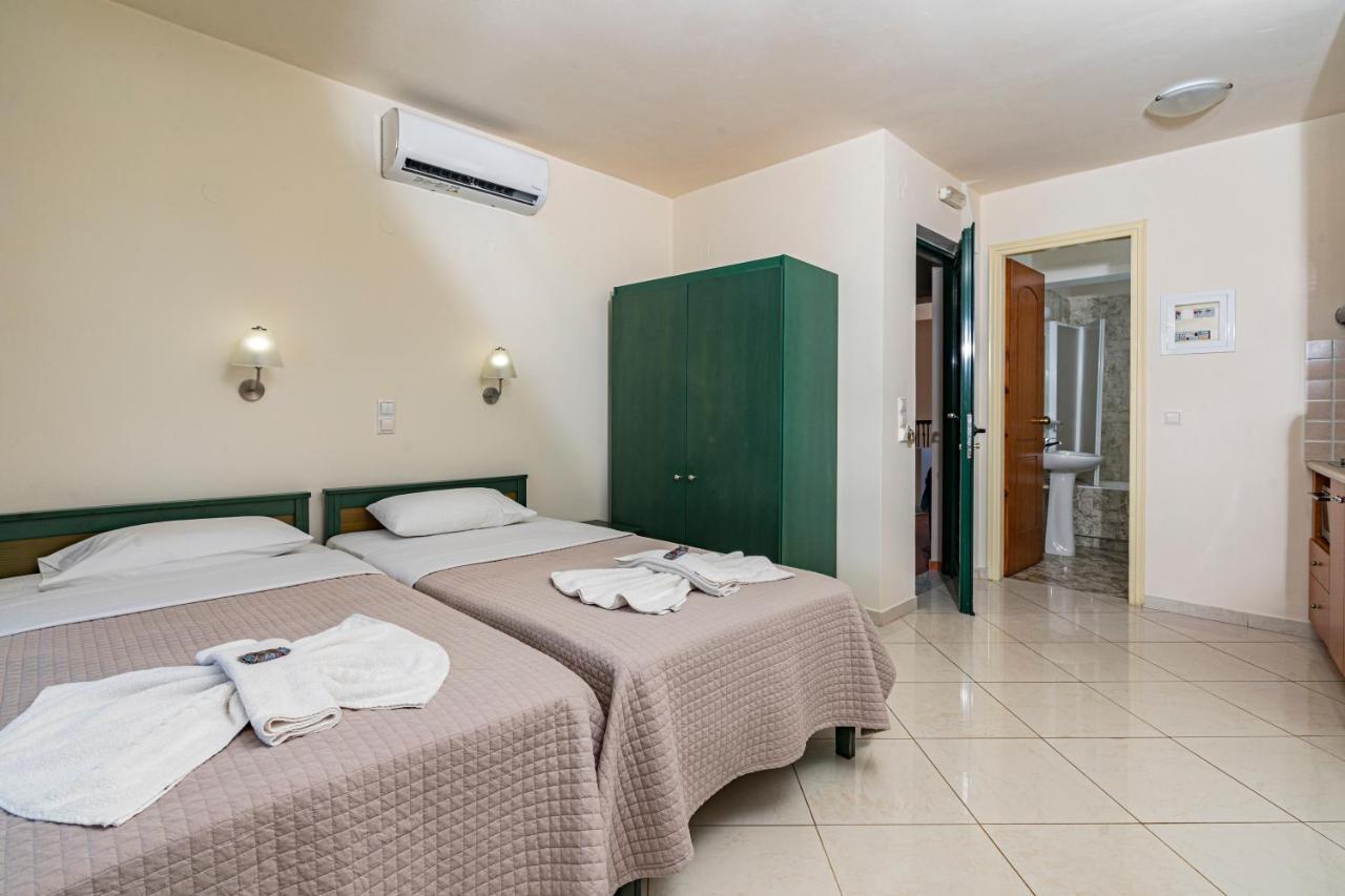 Gianna Apartments Almyrida  Bagian luar foto