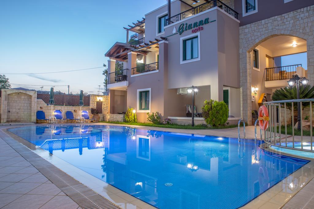Gianna Apartments Almyrida  Bagian luar foto