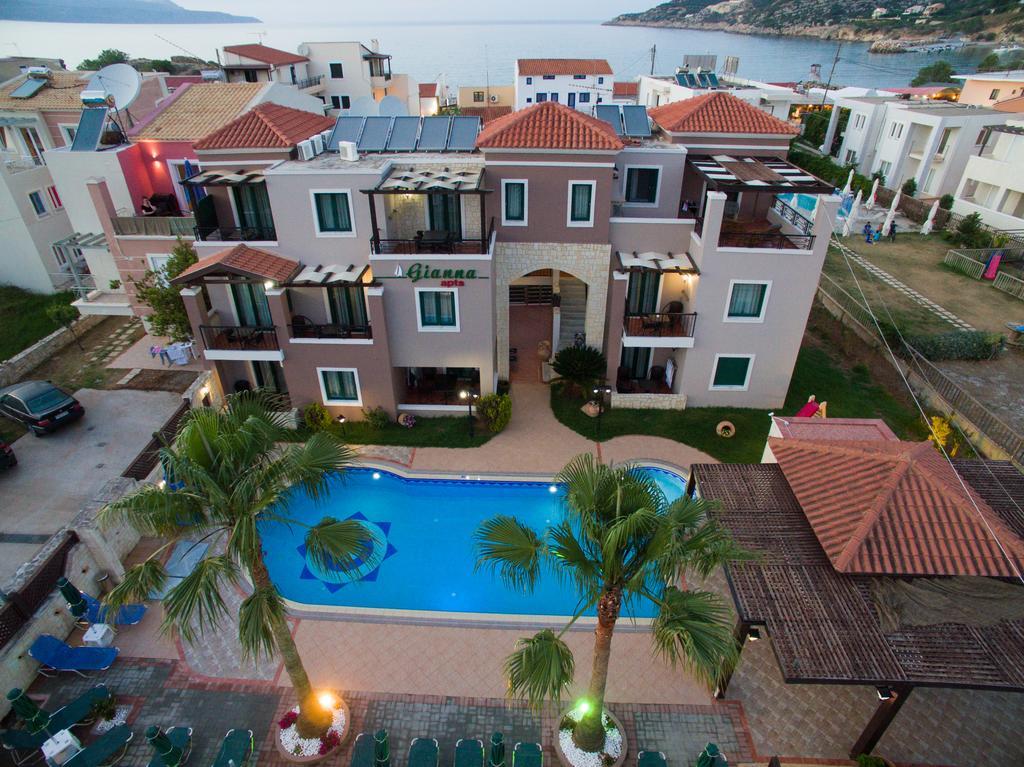 Gianna Apartments Almyrida  Bagian luar foto