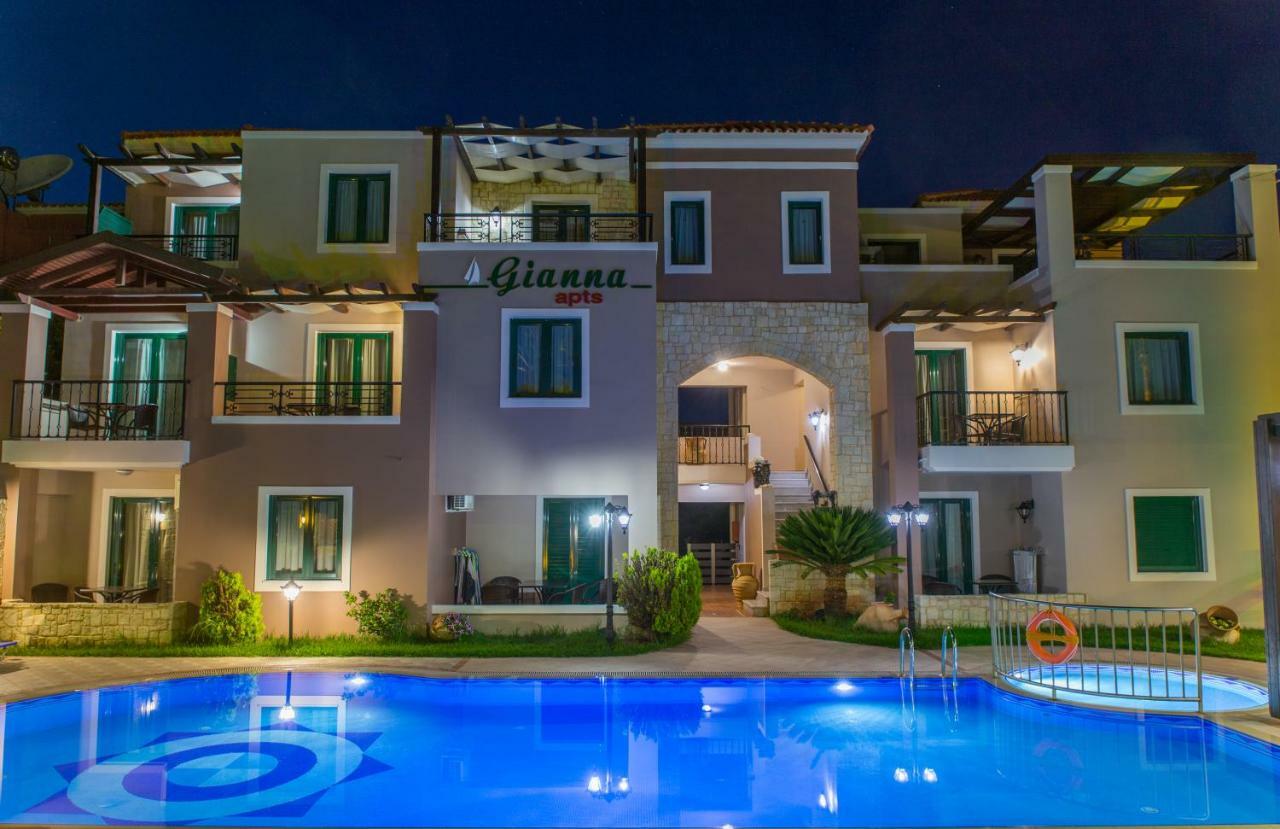 Gianna Apartments Almyrida  Bagian luar foto